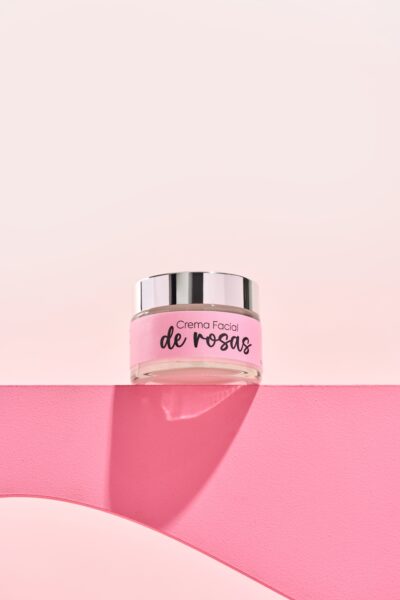 CREMA FACIAL HIDRATANTE DE ROSAS