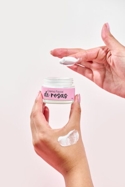 CREMA FACIAL HIDRATANTE DE ROSAS - Imagen 2